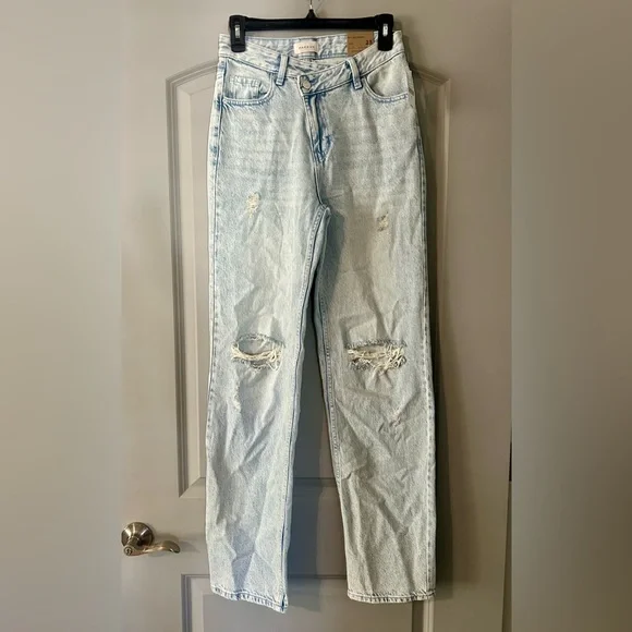 PacSun Women’s 90s BF Manhattan Light Wash Jeans - Picture 4 of 6